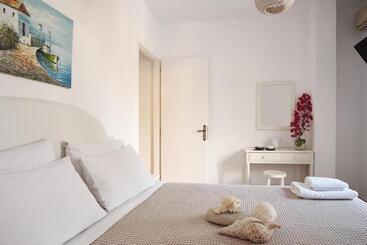 بنسيون Petrino