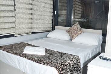 מלון דירות The Queen S Istanbul