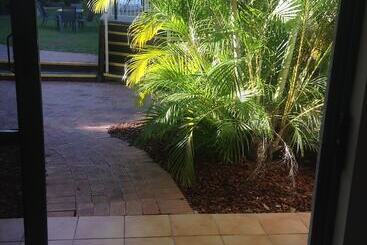 Chez Noosa Resort Motel