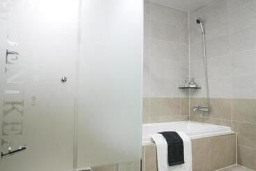 Benikea Hotel Yeosu