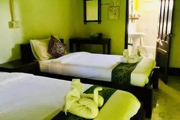 בית מלון כפרי Champa Lao The Villa