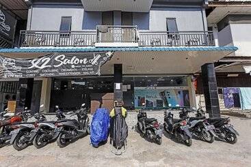 ホテル Oyo 90981 X2 Homestay