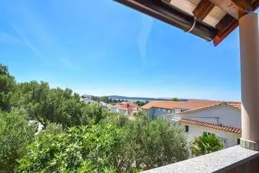 Majatalo Apartments Jaklin