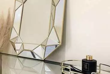 Residenssi Stunning 2 Bed House In Pembroke Dock