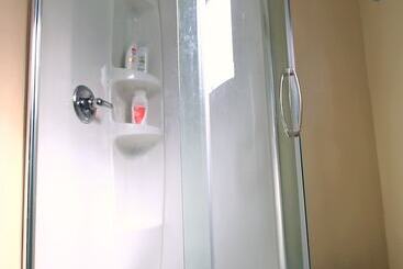 بنسيون Jenny S Guest House