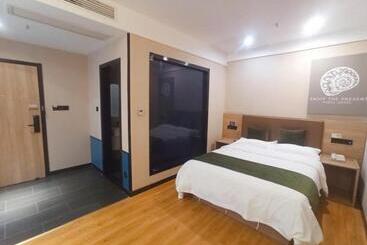 Shell Hotel Suzhou Yongqiao Fuxiao Avenue