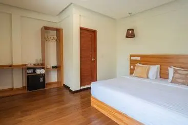 پانسیون Niru Isle Maldives