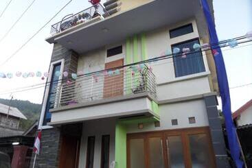 Pensjonat Rumah Singgah Brm