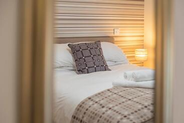 旅馆 The Nags Head Inn