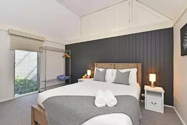 Resort Ironbark Hill Estate