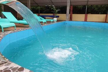 Ha Giang Lotus Hostel Motorbikes Tours