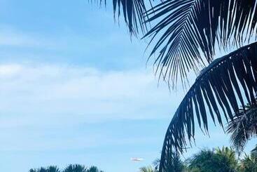 هتل The Sea View Cam Ranh Beach Resort