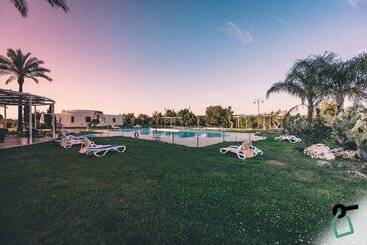 בית מלון כפרי Hotiday Room Collection   Gallipoli Masseria