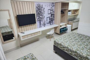 Appart'hotel Spazzio Di Roma E Parque Acqua Park Splash