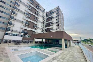 アパートホテル Spazzio Di Roma E Parque Acqua Park Splash