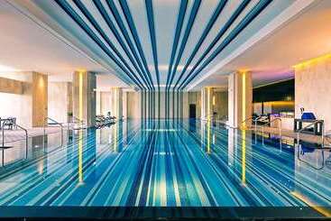 Hilton Dali Resort & Spa