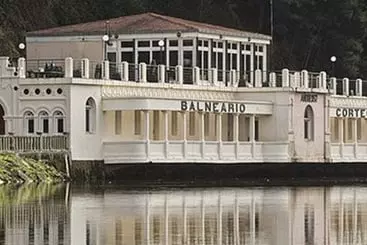 هتل Balneario de Cortegada