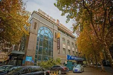 בית מלון כפרי Jinjiang Inn Select Zhenjiang Xijingdu Daxi Road