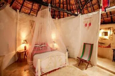 Hotel Aldea Maya Toktli Orígenes: Alberca + Wifi Starlink + Tour Sustentabilidad