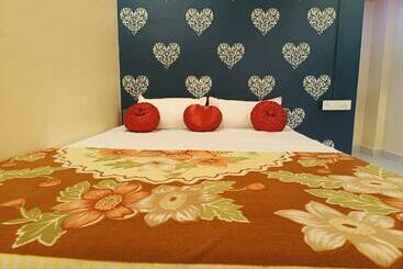 Hotel Shree Nivas Home Stay