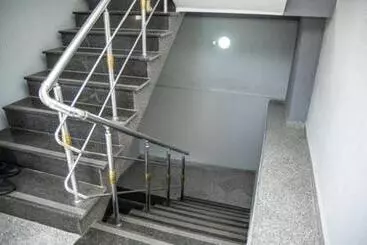 تختخواب و صبحانه Sarah Apartments