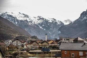 Bed and Breakfast Sarah Apartments