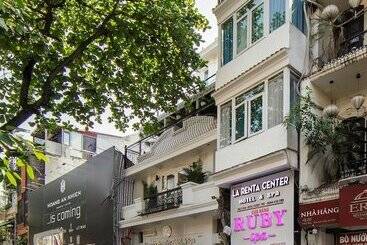 La Renta Center Hotel & Spa