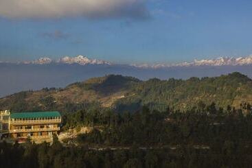 בית מלון כפרי The Royals Apricot Garden