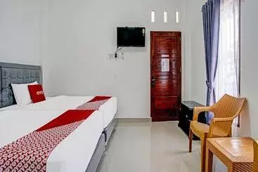 ホテル Capital O 92358 Pondok Amak Syariah
