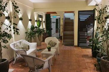 پانسیون Hostal Costa Brava