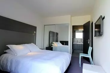 ホテル Hôtel Restaurant La Montagne De Brancion