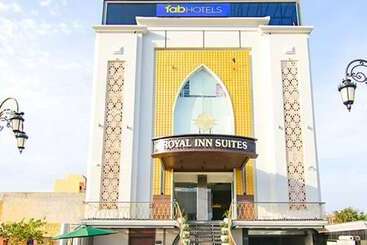 Fabhotel Prime Royal Inn Suites