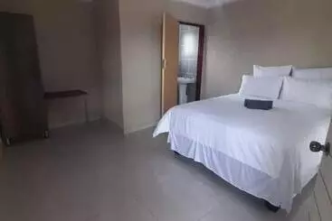 Pension 2nights Guest House