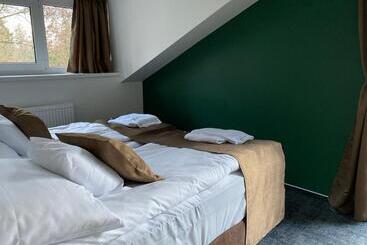 ベッドアンドブレックファースト A Fogadó