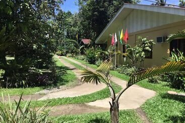 Hospedaria Camiguin Lanzones Resort