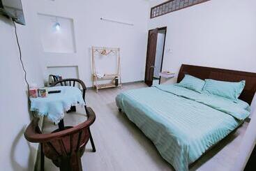 Hotel Nhà Nghỉ Bonne Vie  Homestay