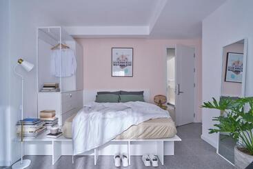 هتل M Village Lê Văn Sỹ