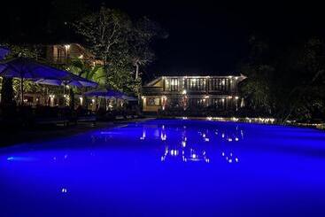 استراحتگاه Amigo Pu Luong