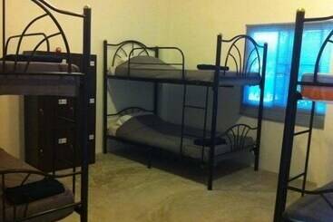 فندق Monkey Samui Hostel