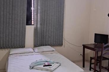 Pension Quattrô Suítes Santos