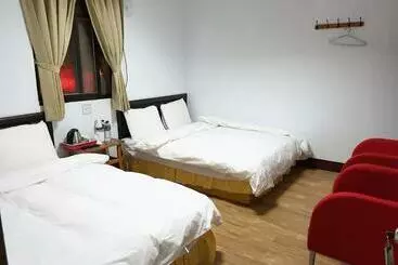 Pensão 拉拉山周家渡假旅館