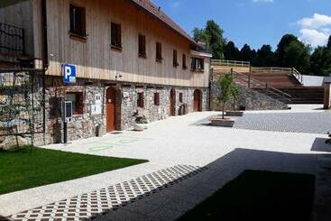 Youth Hostel Arsviva