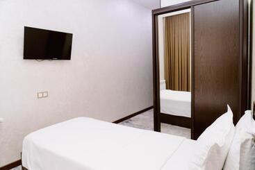 Pga Hotel Free Shuttle To Airport