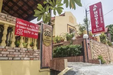 ホテル Anggerik Lodging