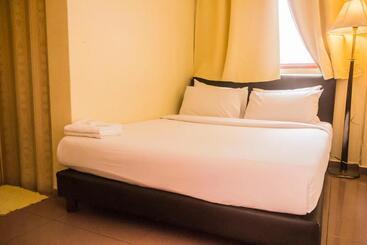 בית מלון כפרי Anggerik Lodging