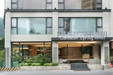 Hotelli Gamalan Spring