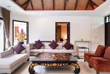 Tourist flats Phuket Ratchamaka Pool Villa