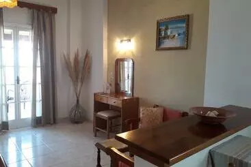 游客公寓 Villa Bambas Resort