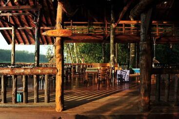 호텔 Borneo Natural Sukau Bilit Resort