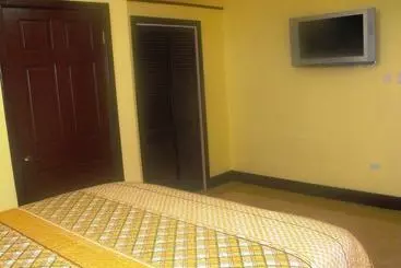 هتل Tropik Leadonna